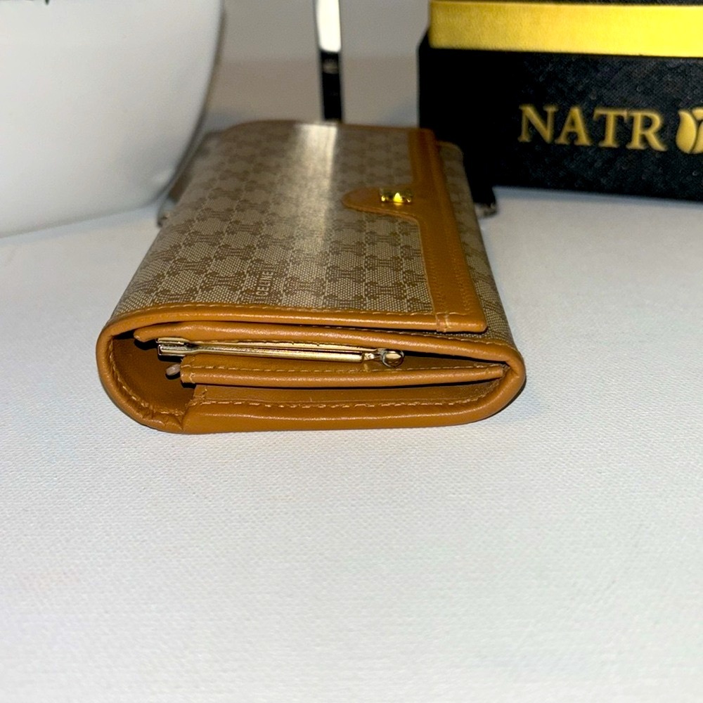 VGUC Celine Wallet w Kiss lock - Picture 3 of 14